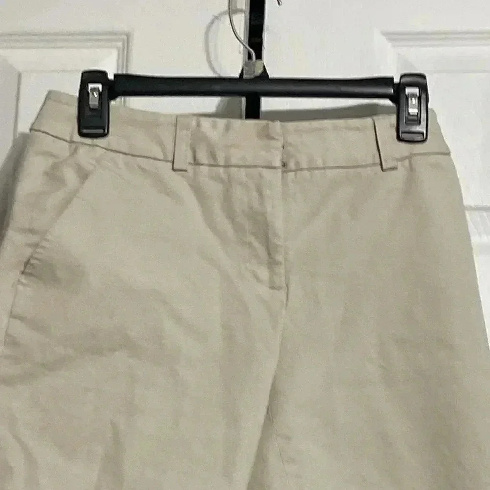 J McLaughlin khaki tan active wear casual shorts size 0 - Picture 2 of 9